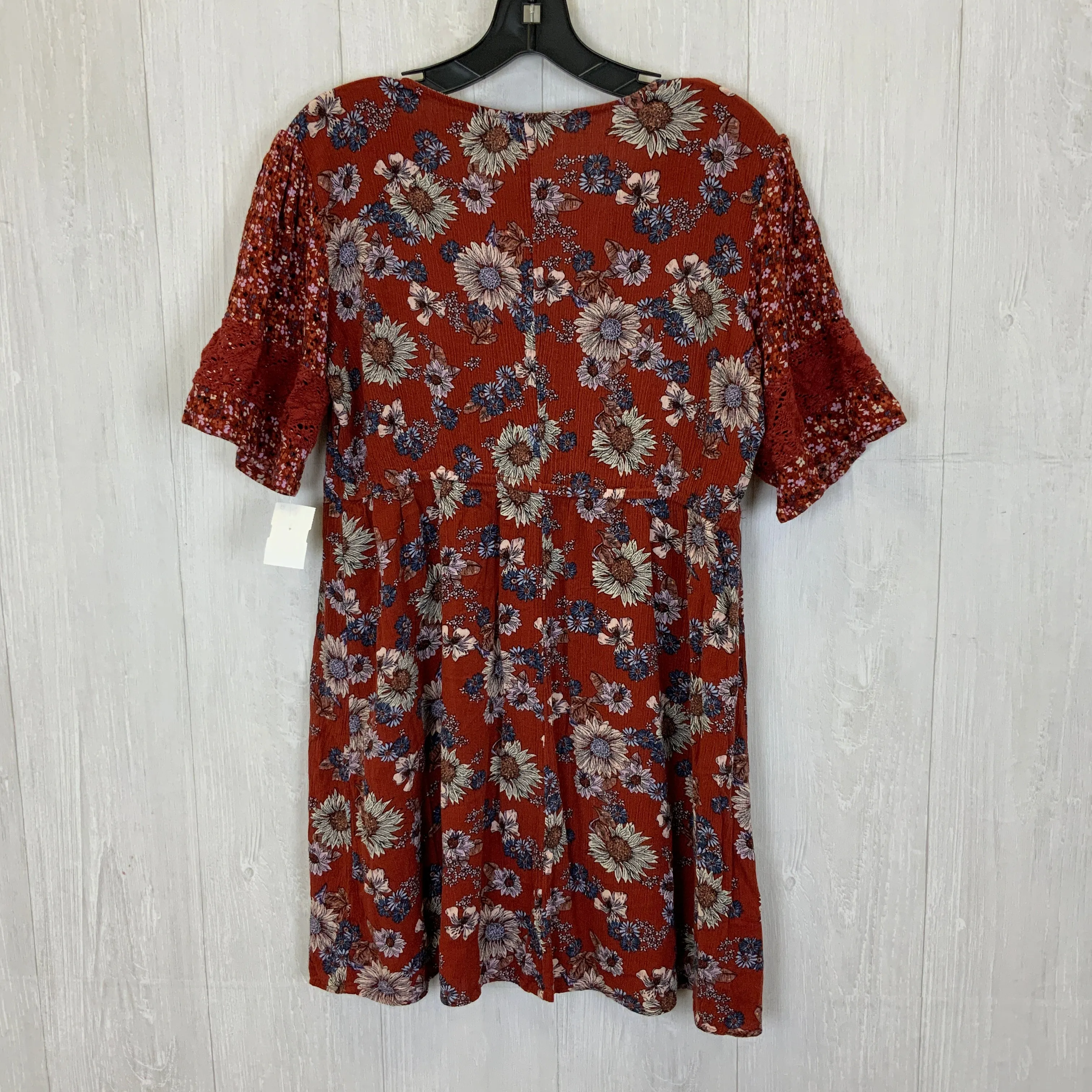 Dress Casual Midi By Maurices  Size: M