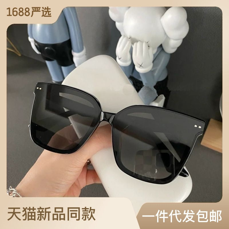 INSTOCK - New trendy anti-UV Internet celebrity sunglasses for