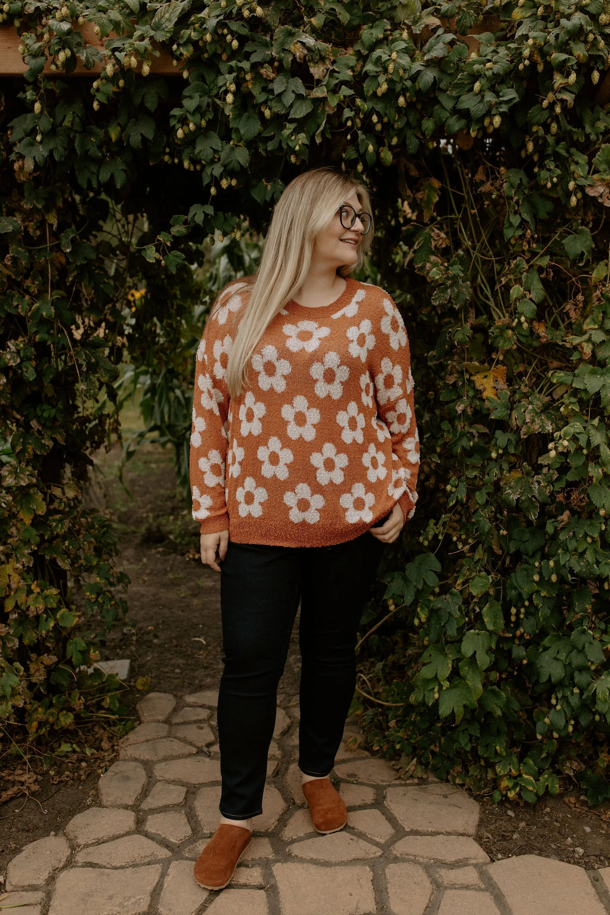 The Retro Daisy Knit Sweater - PLUS