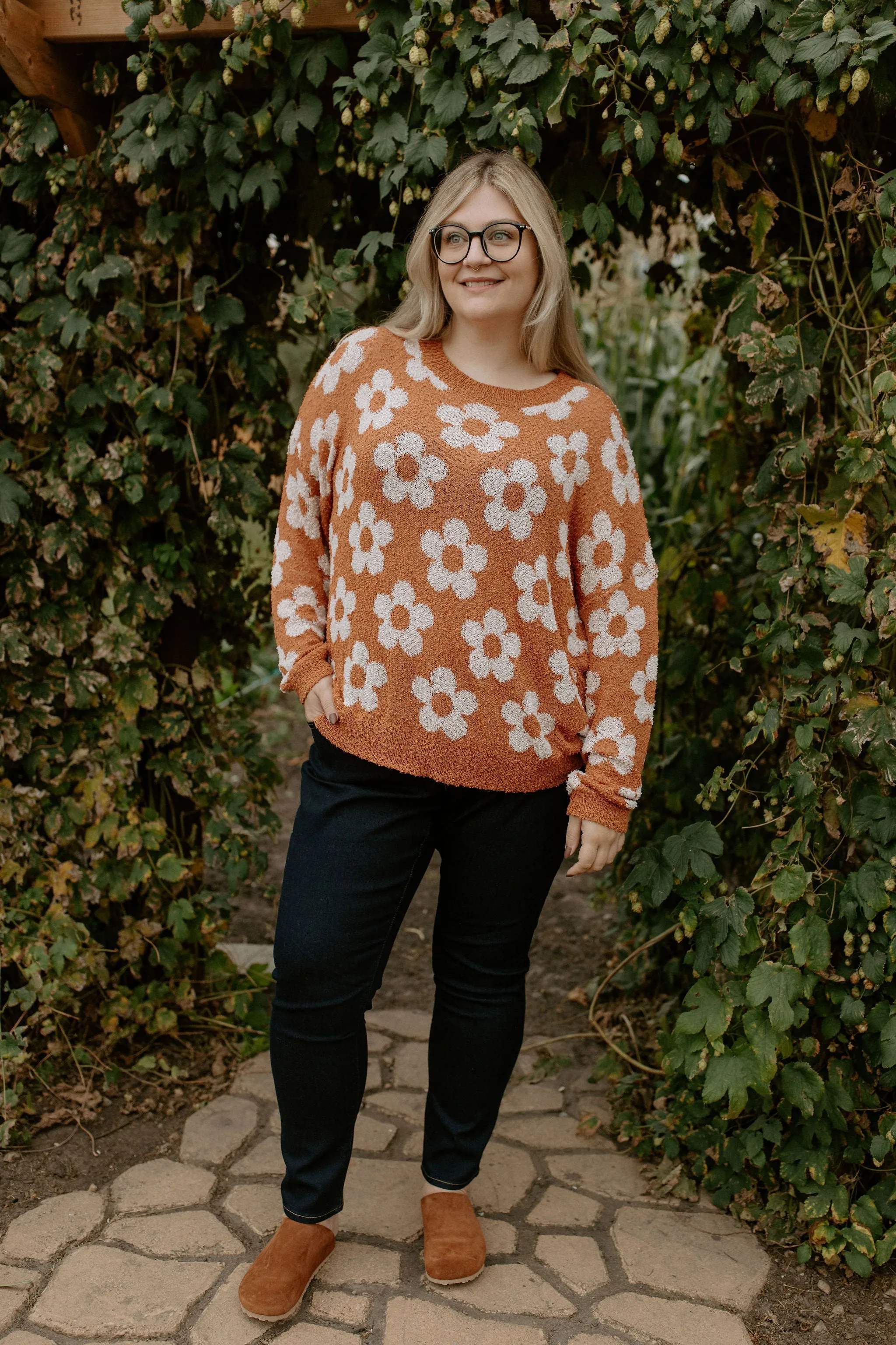 The Retro Daisy Knit Sweater - PLUS