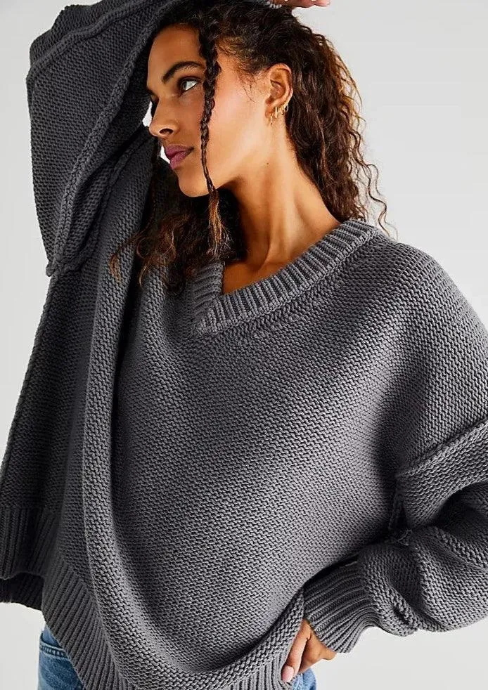 V-Neck Jumper in Charcoal